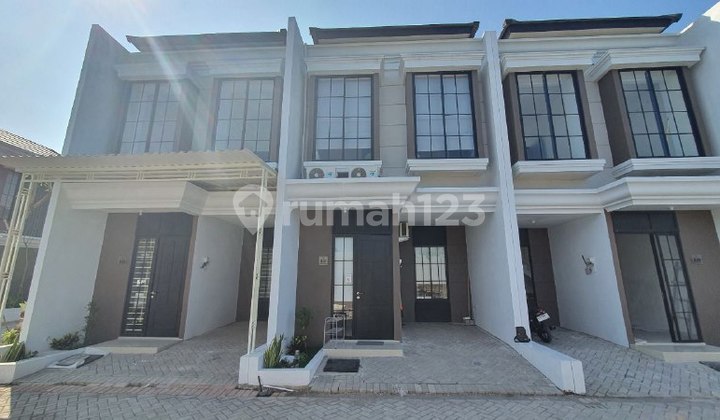 Rumah baru samping pakuwon city harga start 700 jt an free DP dan biaya2 surabaya timur . Rumah baru samping pakuwon city harga start 700 jt an free DP dan biaya2 surabaya timur .