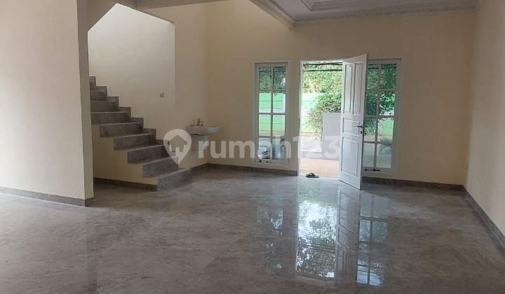 Rumah Full Renovasi di Sektor 1G Gading Serpong  2