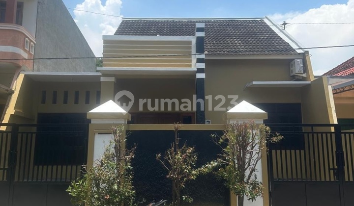 Rumah Bagus Disewakan Murah Di Puri Anjasmoro Semarang  2