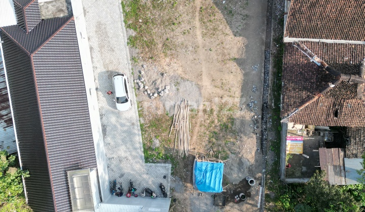 Land for Sale Ready for Deed of Sale and Purchase 2 minutes from West Ring Road Sleman