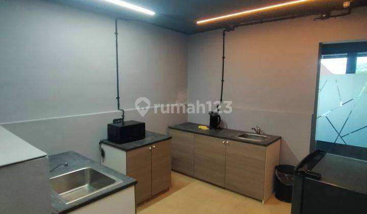 Sewa Kantor Lokasi Strategis Tempat Nyaman di Kerobokan Kelod, Badung 2