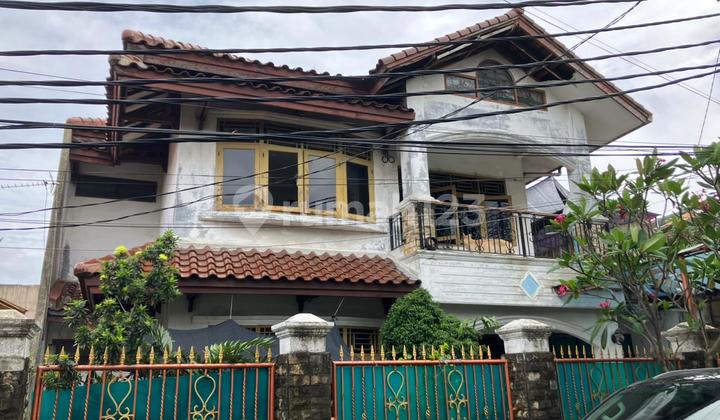 Rumah Luas dan Besar di Pulo Gadung, Jakarta Timur Rumah Luas dan Besar di Pulo Gadung, Jakarta Timur