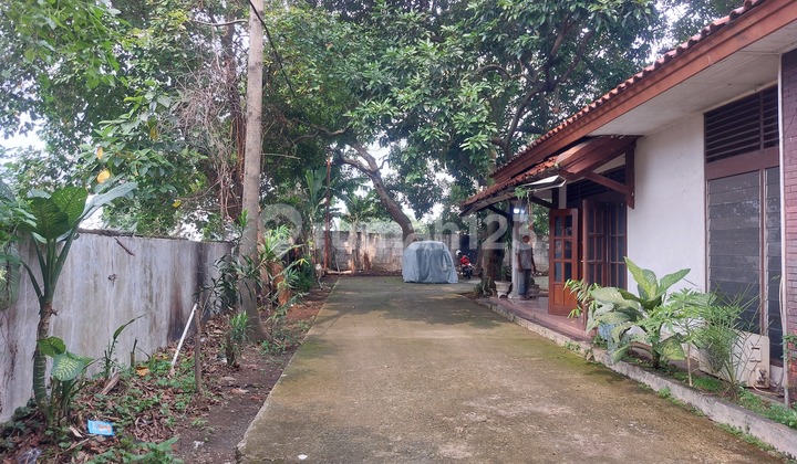 Strategic Land on Bogor Highway