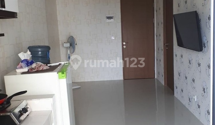 FOR SALE OAK TOWER APARTMENT EAST JAKAARTA CHEAP