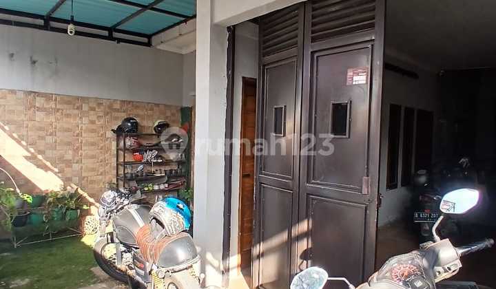 For Sale Ready-to-Occupy House in Taman Kopo Indah Bandung 2