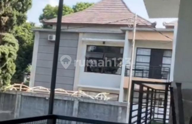 Di Jual Rumah Mewah Di Lembang 2