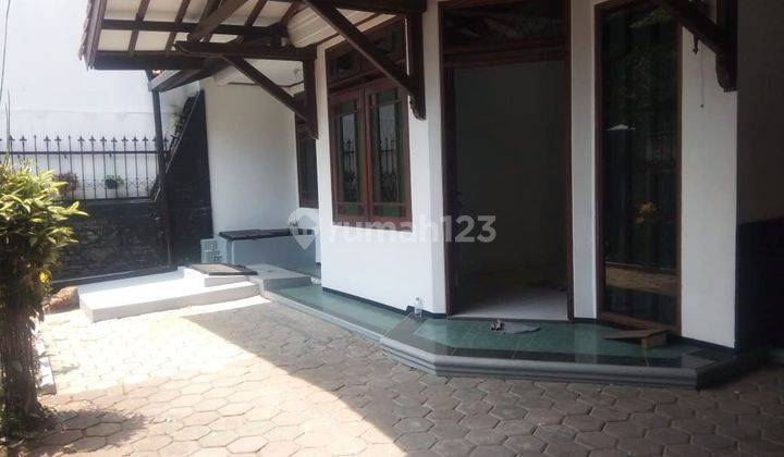 Rumah Minimalis 2 Lantai Dalam Komplek Turangga Bandung 1