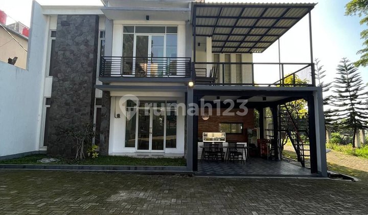 Di Jual Rumah Mewah Di Lembang