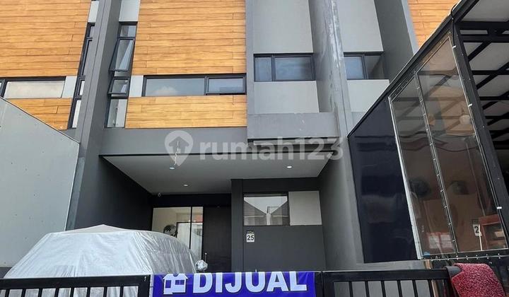 Ready to Occupy, Shop House (Ruko), 2 Floors, Freehold Title (SHM), Mortgage Eligible Ready to Occupy, Shop House (Ruko), 2 Floors, Freehold Title (SHM), Mortgage Eligible
