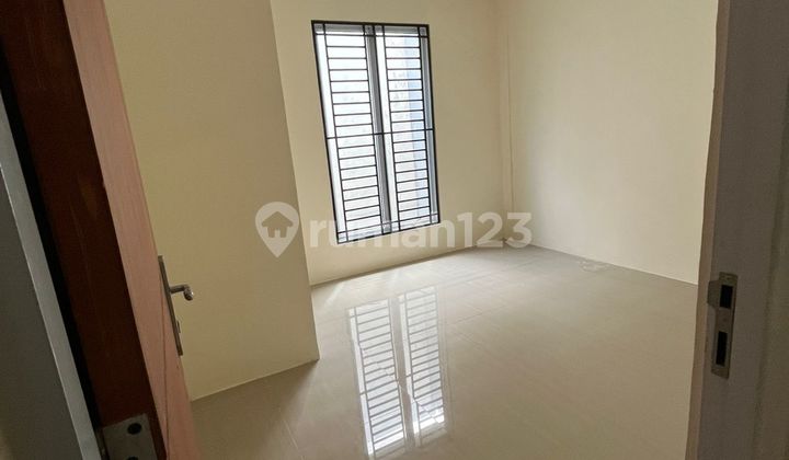 2 Story House Batam@Center@Cheap Rent 2