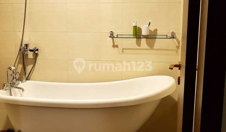 Dijual - Apartemen 1BR Furnished Nagoya Thamrin – Sea View! 2