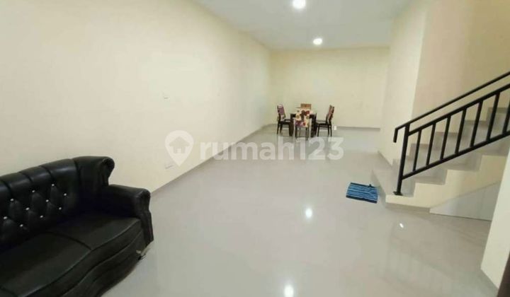 Disewakan Cepat – Rumah Semi Furnish di Nicco Residence 2