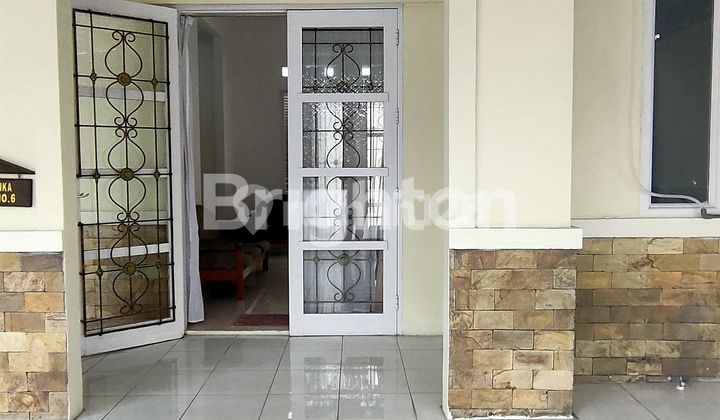 Rumah Cantik Minimalis 2 Lantai di Wika 2