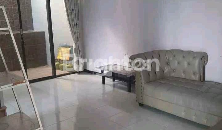 Rumah Minimalis Sederhana dengan Lahan Luas 2