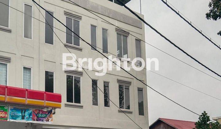 Ruko Cantik 4 Lantai & 2 Pintu di Lokasi Strategis 1