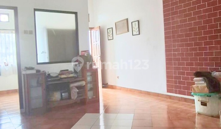 Rumah Dalam Komplek Villa Bintaro Indah 2