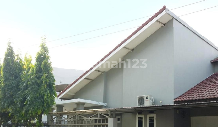 Dijual Rumah Hook Strategis di Jl. Palem Puri Ciputat (Nempel Bintaro)