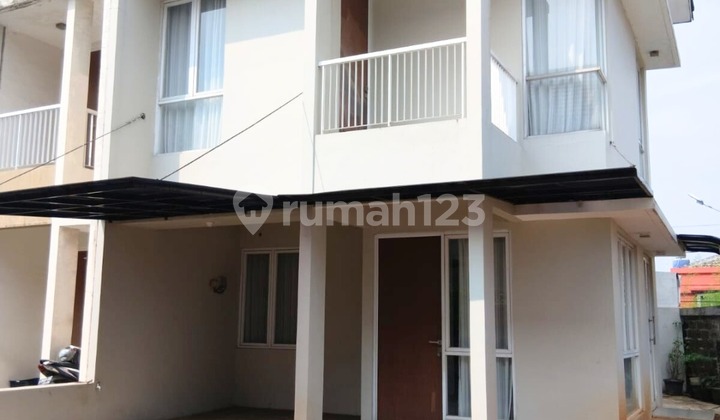 Rumah Hook 2 Lantai Siap Huni Dalam Cluster. Lokasi Strategis Dekat ke Bintaro.