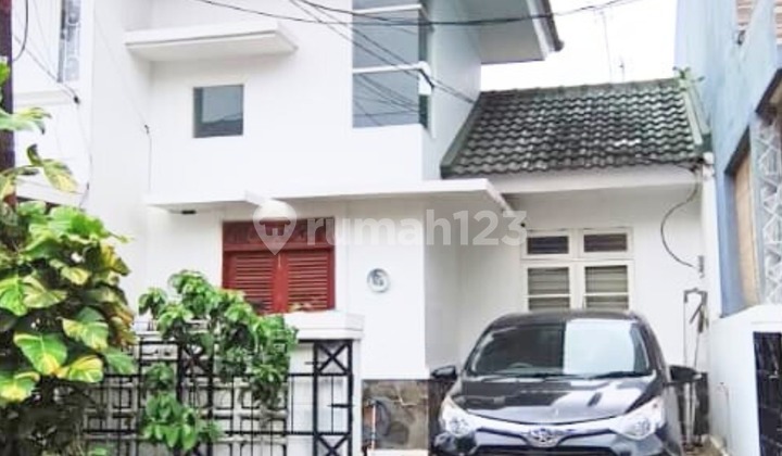 Hot Sale - Ready to Occupy House in Bintaro Jaya Sector 9