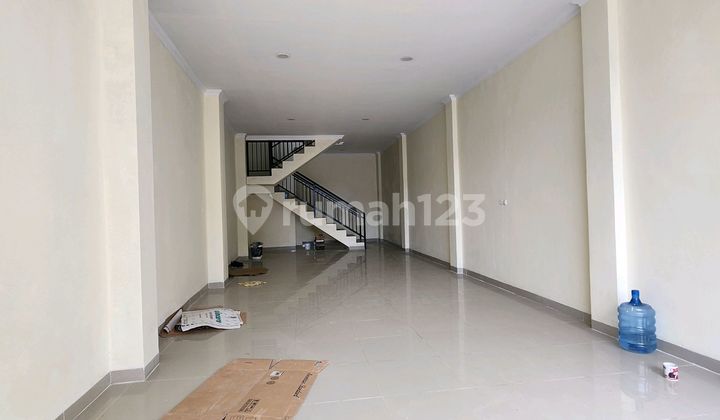 Hot Sale Ruko Baru Murah Lokasi Strategis Siap Pakai