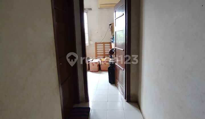 For Quick Sale: Twin Shophouses in Bojong Indah, West Jakarta, Ready to Use, Strategic Location 2