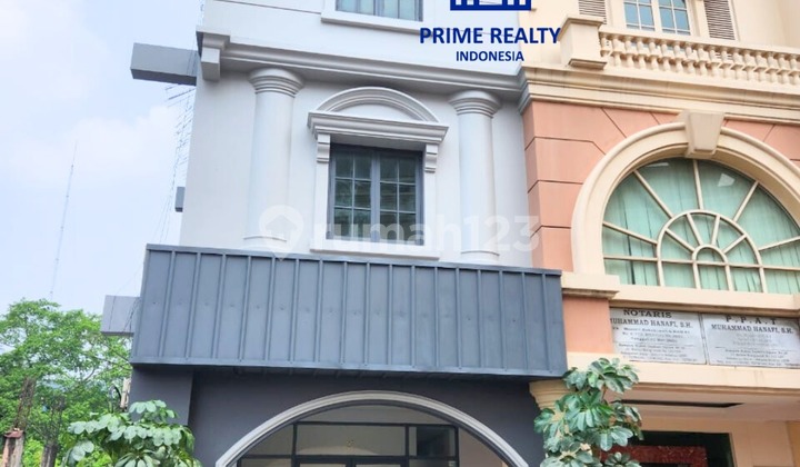 FOR SALE: Tendean Square Shop House FOR SALE: Tendean Square Shop House