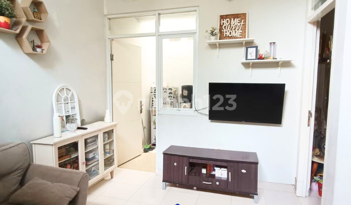 Dijual Rumah Minimalis Siap Huni Dalam Cluster Pinggir Jalan Anti Masuk Gang. Lokasi Strategis Dekat ke BSD dan Ciputat 2