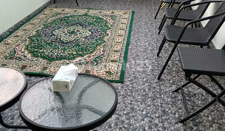 Rumah 1 1/2 lantai di perumahan Graha Bintaro  2