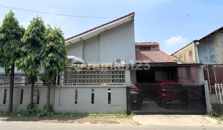 rumah hook di jl. Palem Puri ciputat (nempel Bintaro)