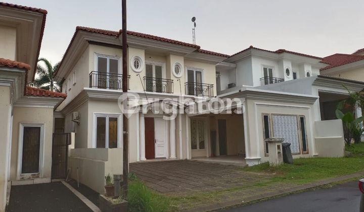 Rumah Mewah, Nyaman di Cluster Beverly Hills Kota Wisata