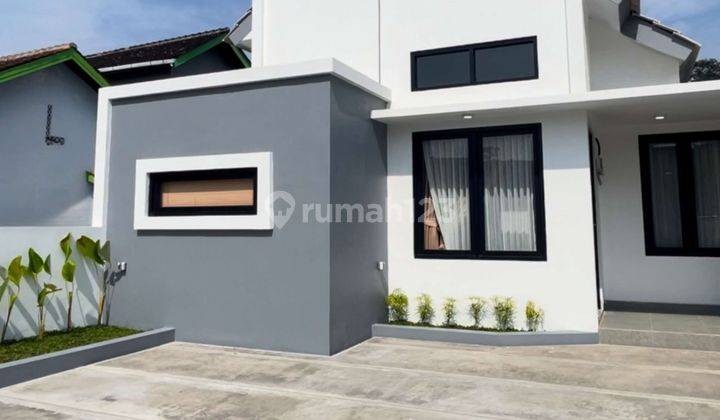 Rumah Bergaya Scandinavian Bagus di Sleman 1