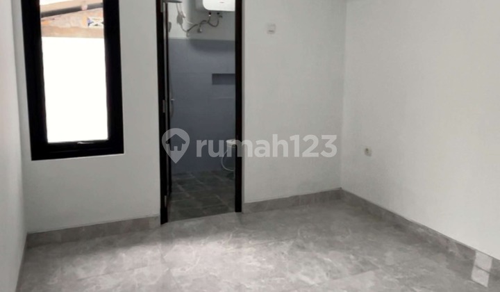 HUNIAN SCANDINAVIAN MODERN DI MAGUWOHARJO 2