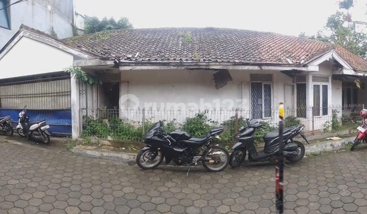 Rumah Hitung Tanah di Sayap Dago Bandung SHM