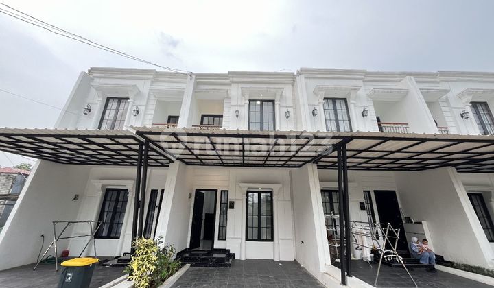 Rumah Eropa Dekat Gdc dan Stasiun Depok Rumah Eropa Dekat Gdc dan Stasiun Depok