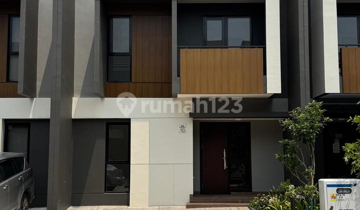 Rumah Minimalis Fasilitas Lengkap di Cluster Regia Summarecon Crown Gading Bekasi Rumah Minimalis Fasilitas Lengkap di Cluster Regia Summarecon Crown Gading Bekasi