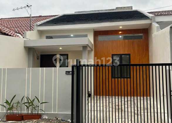 Rumah SHM Siap Huni Bekasi 760 Jt Rumah SHM Siap Huni Bekasi 760 Jt