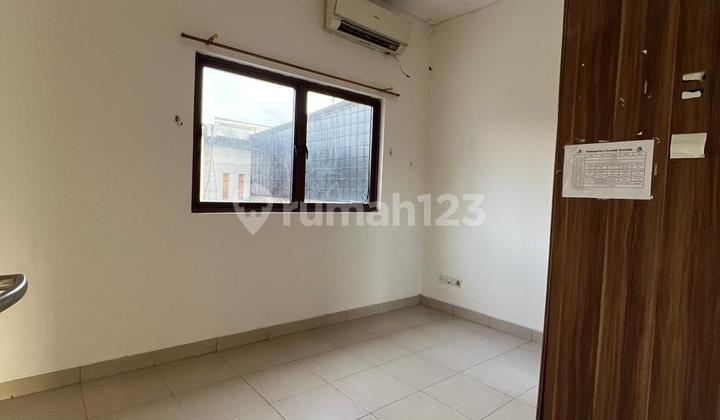 Semi-Furnished House Near Aeon Mall in Alamanda Cluster, JGC, East Jakarta 2