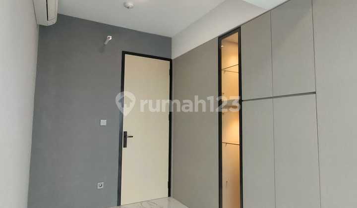Apartemen Semi Furnished di Kemang Jakarta Selatan - View City, 3 + 1 BR 2
