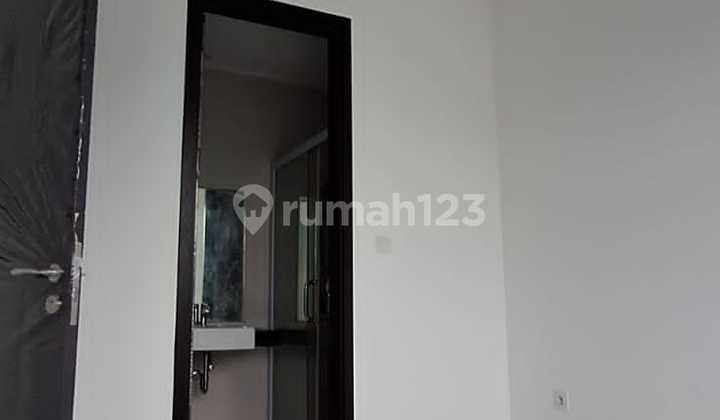 Rumah 3 Lantai di Cluster Harmoni, Golf Island Penjaringan Jakarta Utara 2