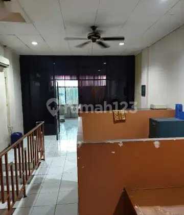 3-Story Shophouse in Interkota Semanan, West Jakarta - Suitable for Office, Expedition & Online Shop 2