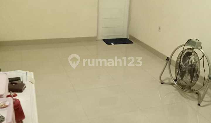 Rumah 2 Lantai Minimalis Modern 2