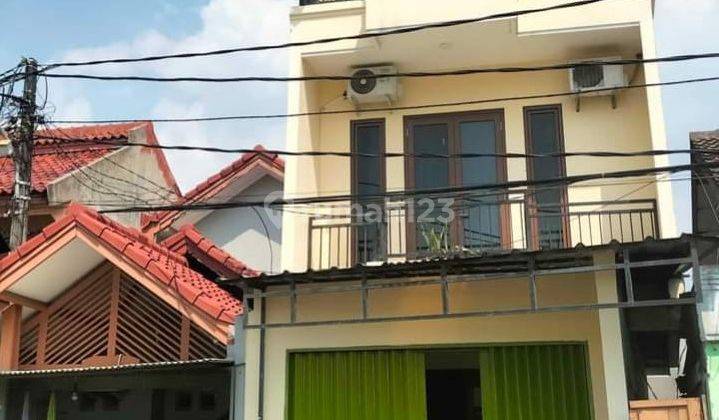Dijual Rumah 3 lantai Kembangan Utara - Jakarta Barat 1