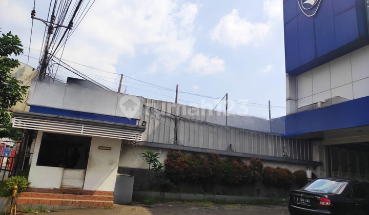 TURUN HARGA DIJUAL  GEDUNG SHOWROOM 3½ LANTAI TERMASUK BENGKEL DAN BODY REPAIR 1