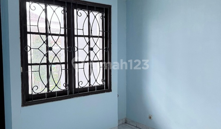 Rumah Daan Mogot Baru, 8x15, 2 Lantai, 3 Kamar Tidur 2