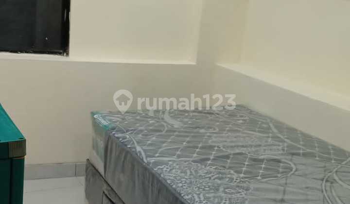 Rumah Kost Daerah Gajah Mada Kota, 5.5 Lantai, 17 Kamar Tidur Rumah Kost Daerah Gajah Mada Kota, 5.5 Lantai, 17 Kamar Tidur