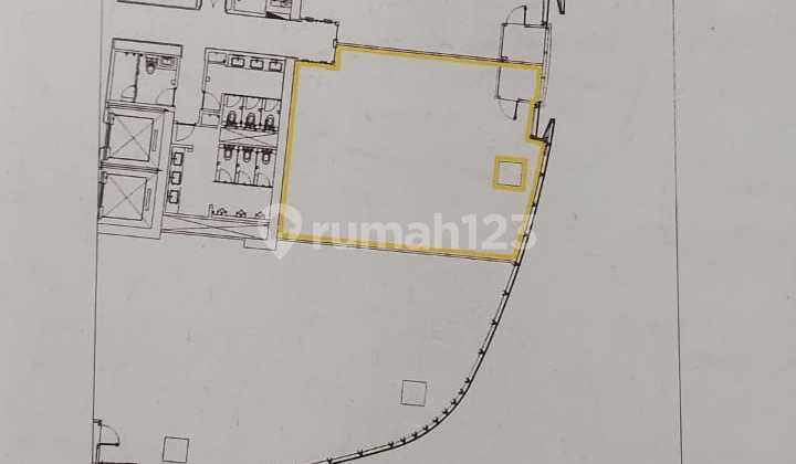 for sale/rent Manhattan Square office, bare condition, 131 m2