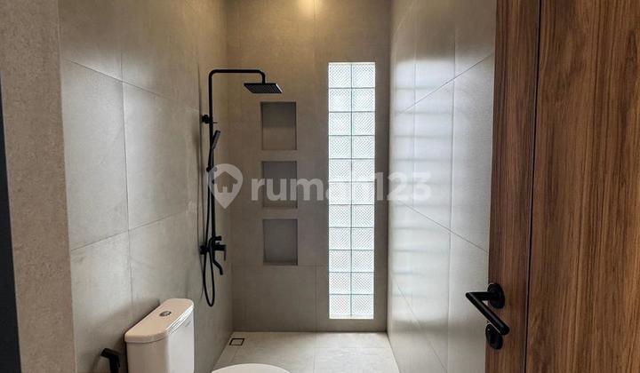 Rumah Baru Bsd Kencana Loka, 10X14, 2 Lantai, 4 Kamar Tidur 2