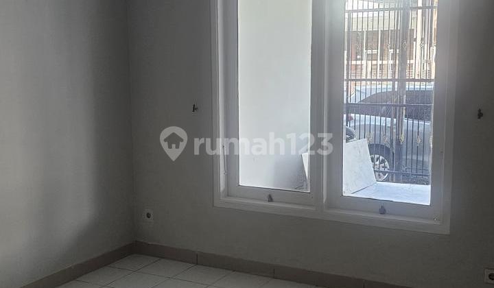 Rumah Citra Garden, luas 6x15, bagus, Jakarta Barat 2