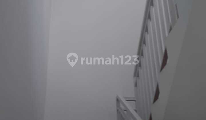 Rumah Citra 2 Ext, 10x10, 3 Lantai, 3 Kamar Tidur, Hook 2