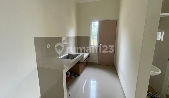 Rumah Gading Serpong, 3 Kamar Tidur, Hook, Depan Taman 2